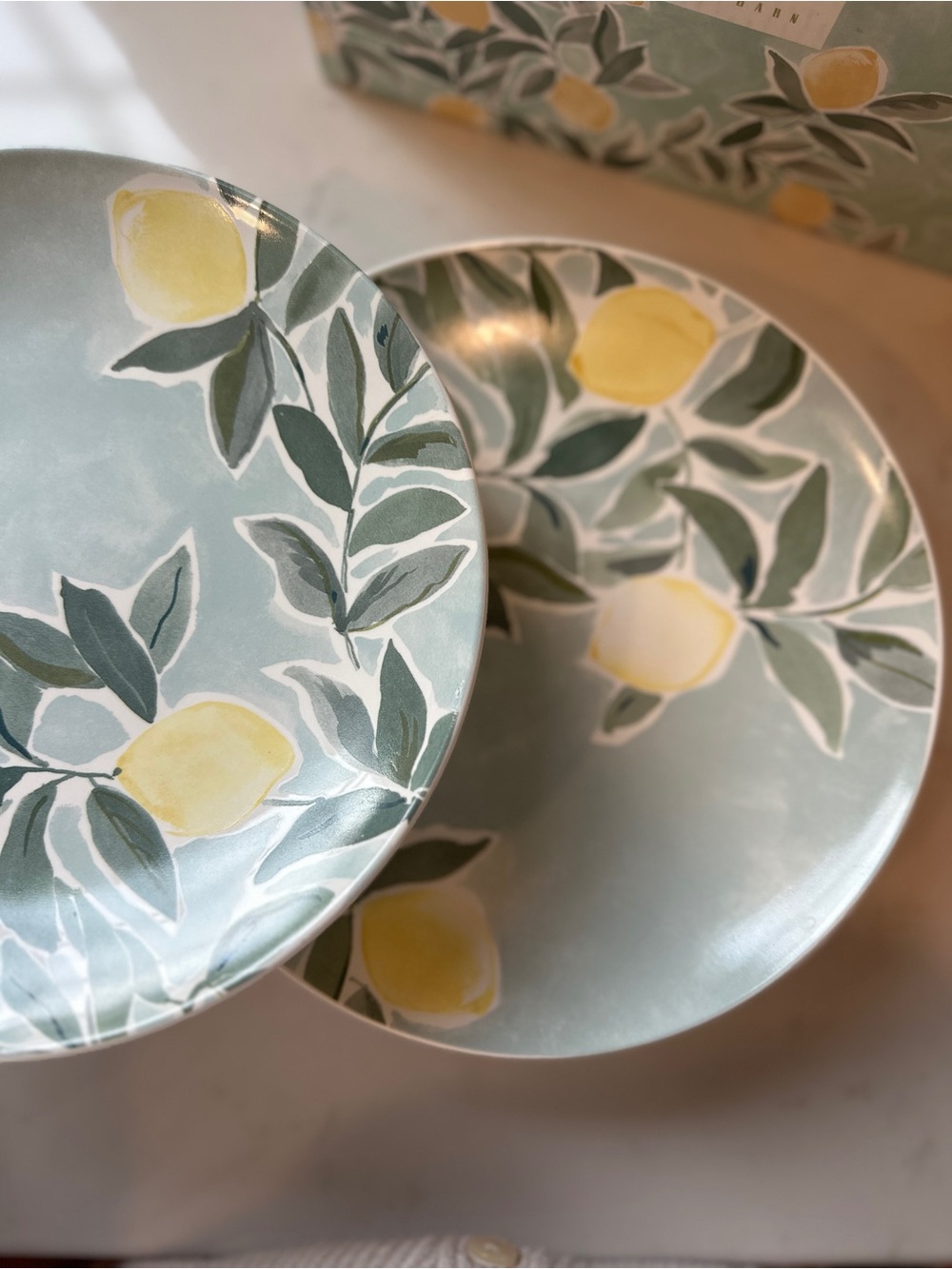 Pottery Barn Lemon Leaf Ceramic Dinner Plates - Yellow and Green